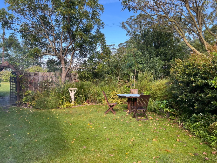 2 Bedroom Property for Sale in Harkerville A H Western Cape